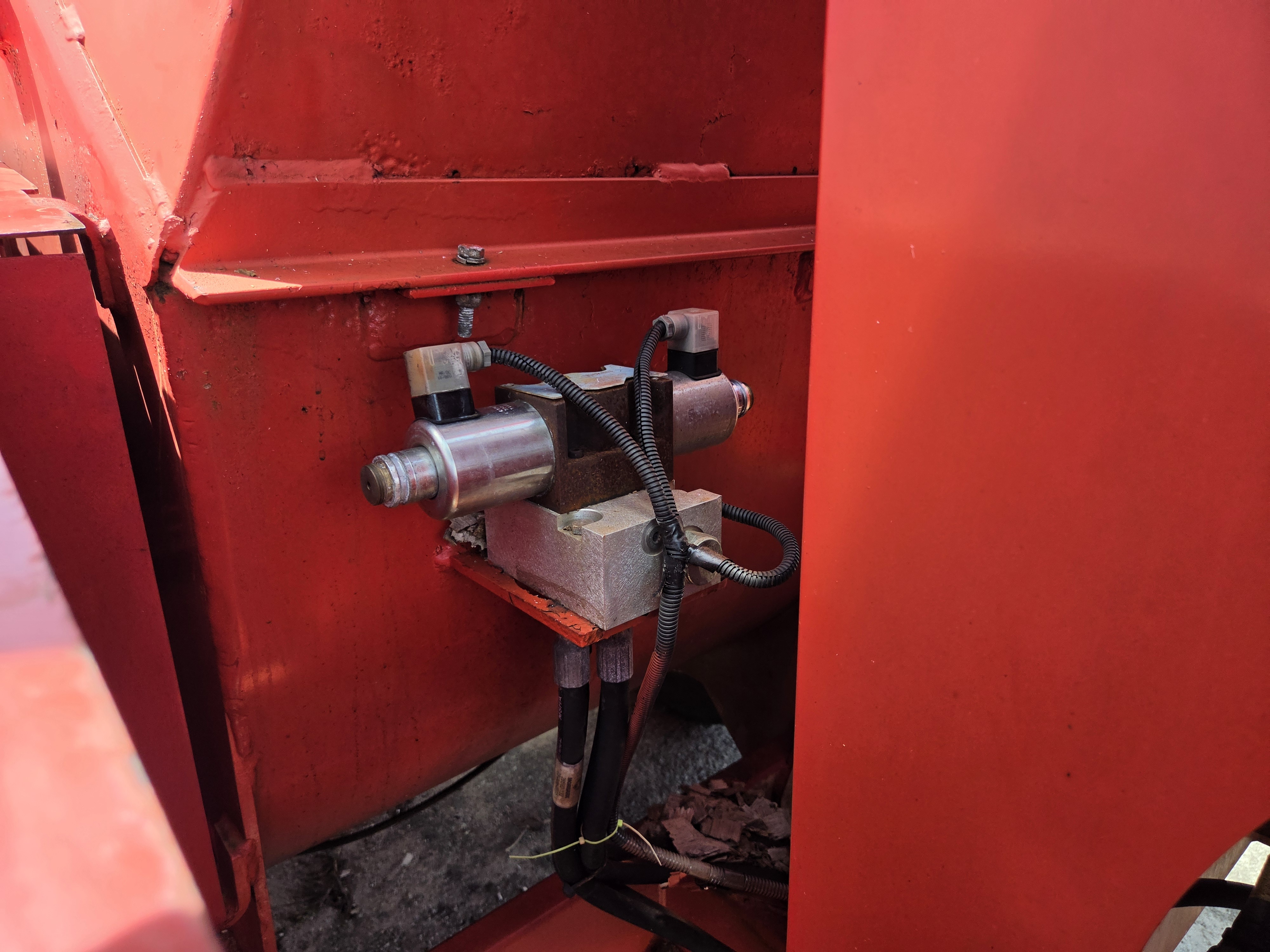 Retaining Collar for Woodchipper Solenoid Assembly, M24 x 1.5, project view 2