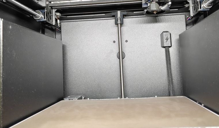 Enclosed printer chamber in the Guam workshop